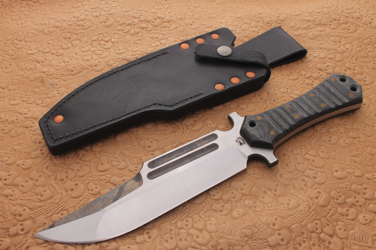 Coffin Handle Bowie